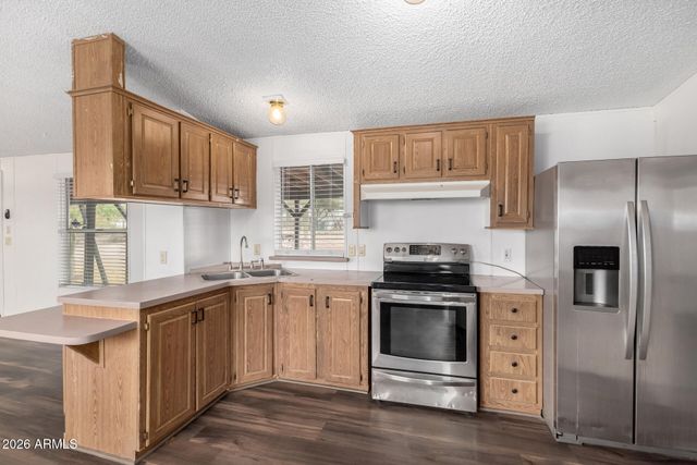 251 N STARR Road, Apache Junction, AZ 85119