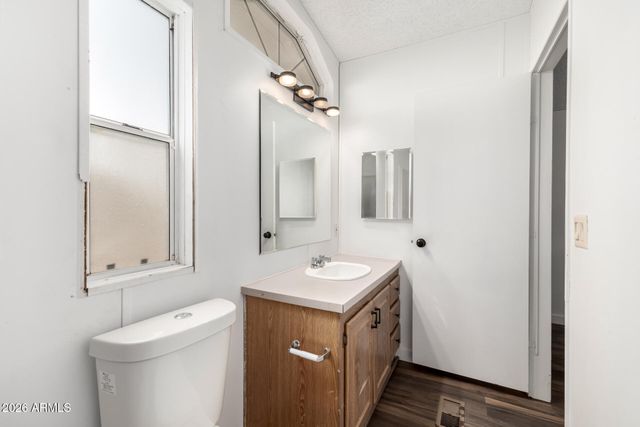 251 N STARR Road, Apache Junction, AZ 85119