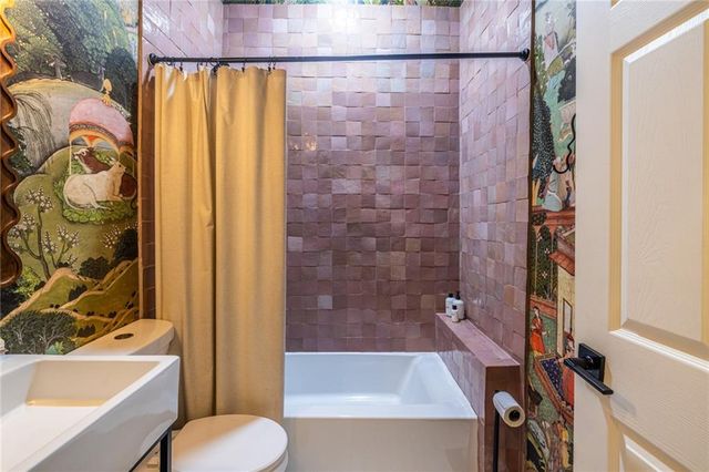908 Oakhill Avenue, Atlanta, GA 30310