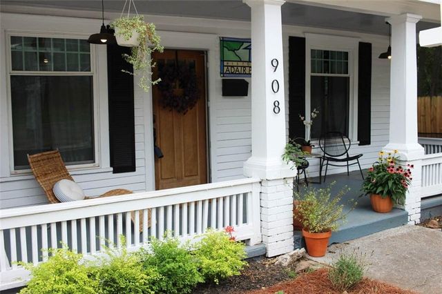 908 Oakhill Avenue, Atlanta, GA 30310