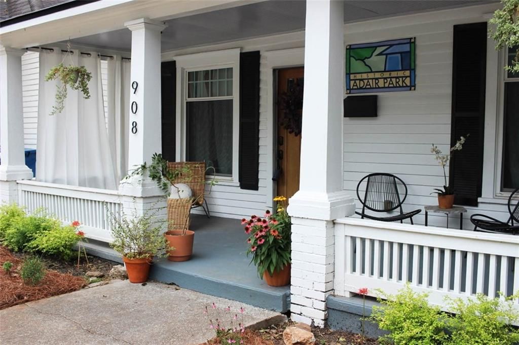 908 Oakhill Avenue, Atlanta, GA 30310