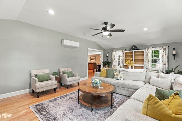 117 Hunt Road, Chelmsford, MA 01824