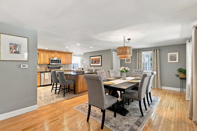 117 Hunt Road, Chelmsford, MA 01824