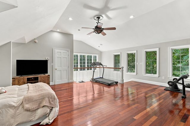117 Hunt Road, Chelmsford, MA 01824