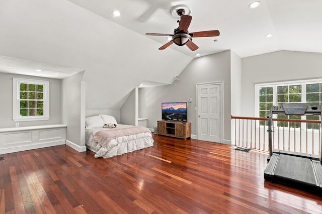 117 Hunt Road, Chelmsford, MA 01824