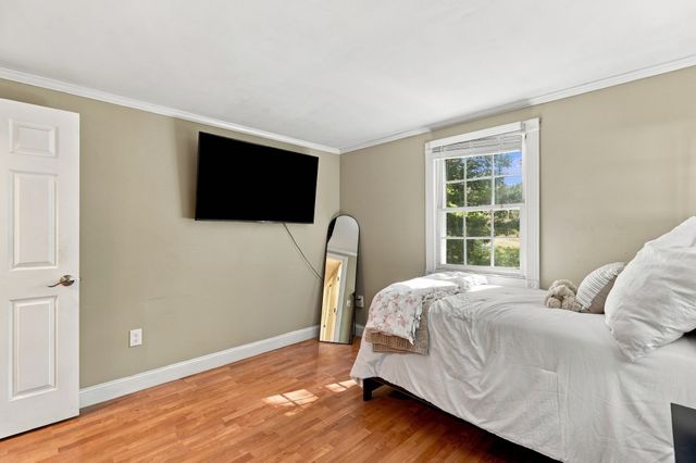 117 Hunt Road, Chelmsford, MA 01824