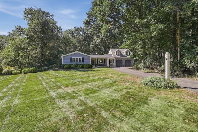 117 Hunt Road, Chelmsford, MA 01824