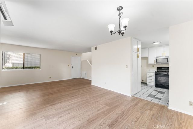 10730 Woodley Avenue 7, Los Angeles, CA 91344