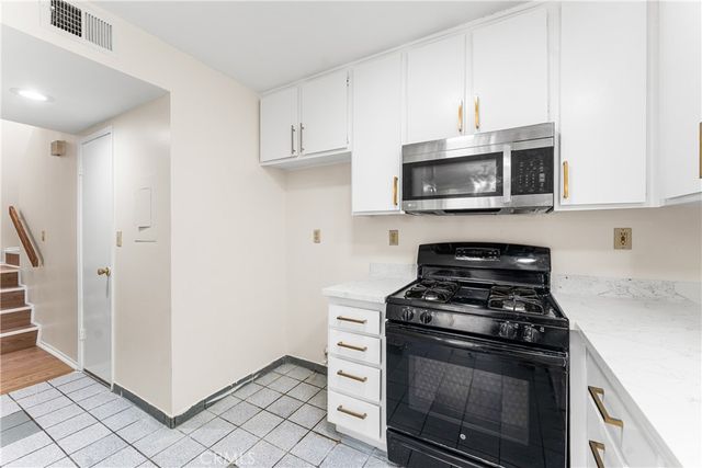 10730 Woodley Avenue 7, Los Angeles, CA 91344