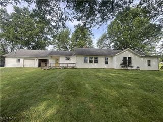2878 Fairfield School Road, Columbiana, OH 44408