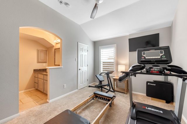 664 Ranchers Club LN, Driftwood, TX 78619