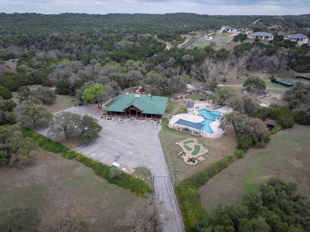 664 Ranchers Club LN, Driftwood, TX 78619