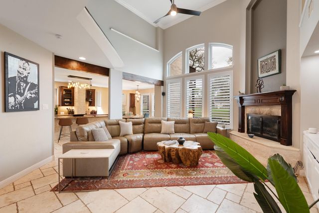 664 Ranchers Club LN, Driftwood, TX 78619