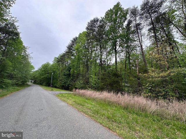 PLUM TREE CIRCLE, Bumpass, VA 23024