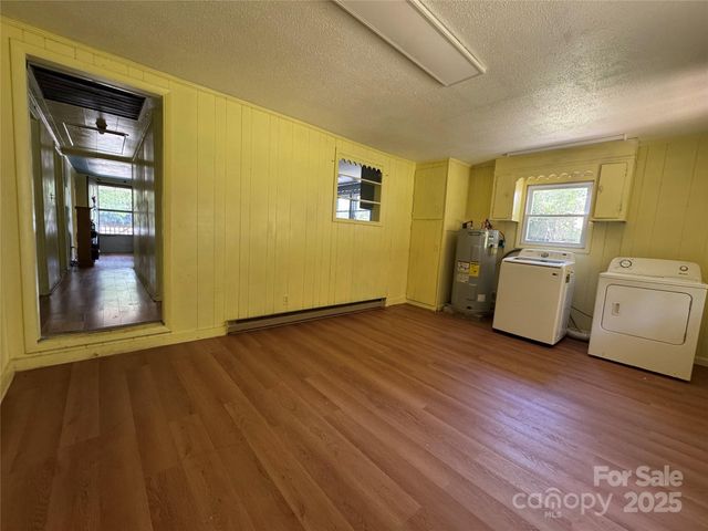 111 Kenneth Cooper Road, Whittier, NC 28789