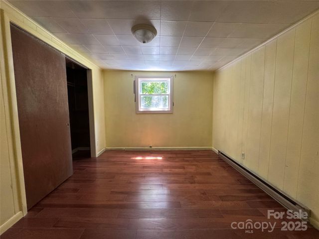 111 Kenneth Cooper Road, Whittier, NC 28789