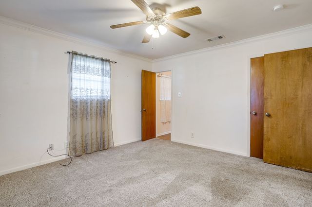 313 Texoma Drive, Whitesboro, TX 76273