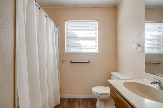 313 Texoma Drive, Whitesboro, TX 76273