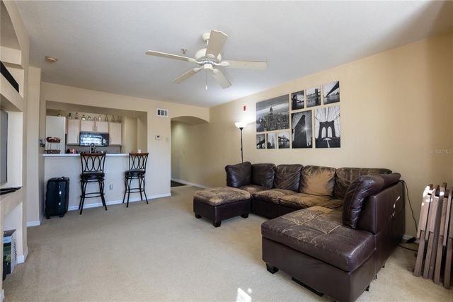 7300 WESTPOINTE BOULEVARD 729, Orlando, FL 32835