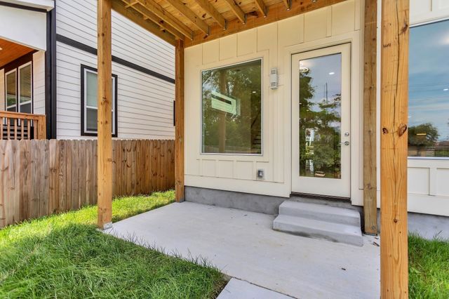 2430 Batavia St, Nashville, TN 37208