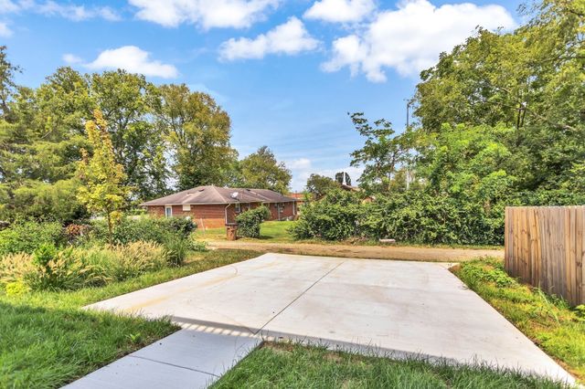 2430 Batavia St, Nashville, TN 37208