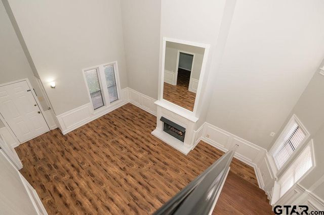 5827 Hollytree, Tyler, TX 75703