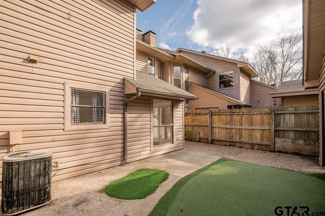 5827 Hollytree, Tyler, TX 75703