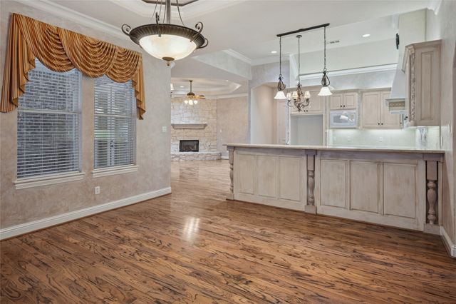 4021 FAIRMONT Court, Bedford, TX 76021