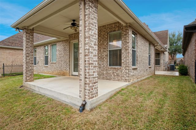 4021 FAIRMONT Court, Bedford, TX 76021