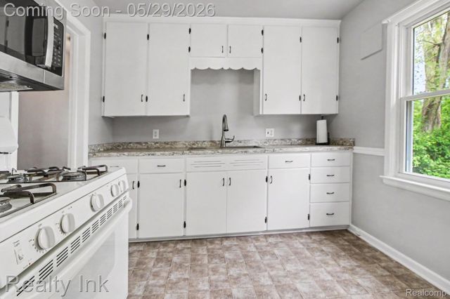 1204 Kingwood Street, Ypsilanti, MI 48197