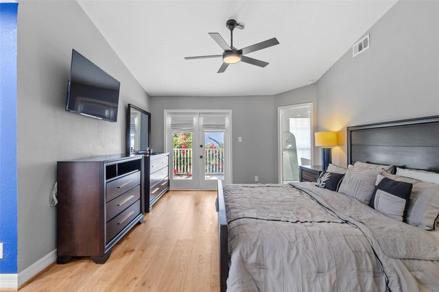 1911 Bering Drive 28, Houston, TX 77057