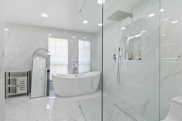 1911 Bering Drive 28, Houston, TX 77057