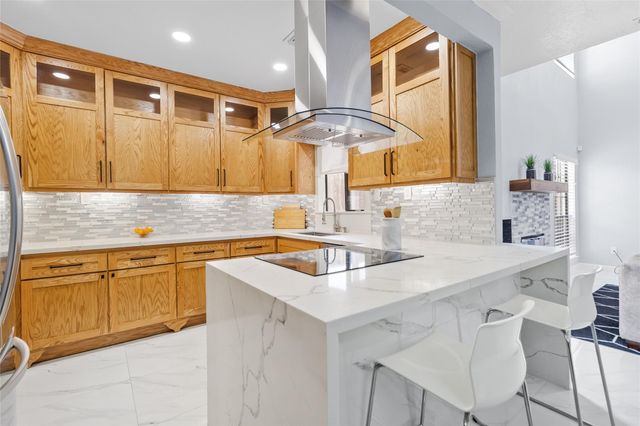 1911 Bering Drive 28, Houston, TX 77057