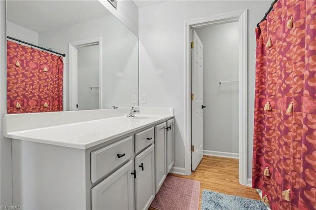 3367 Victoria Park Lane, Winston-salem, NC 27103