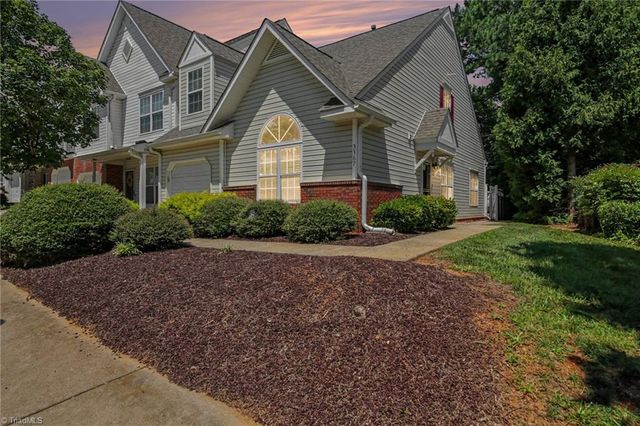 3367 Victoria Park Lane, Winston-salem, NC 27103