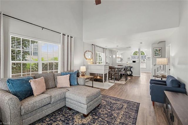 3367 Victoria Park Lane, Winston-salem, NC 27103