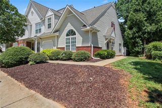 3367 Victoria Park Lane, Winston-salem, NC 27103
