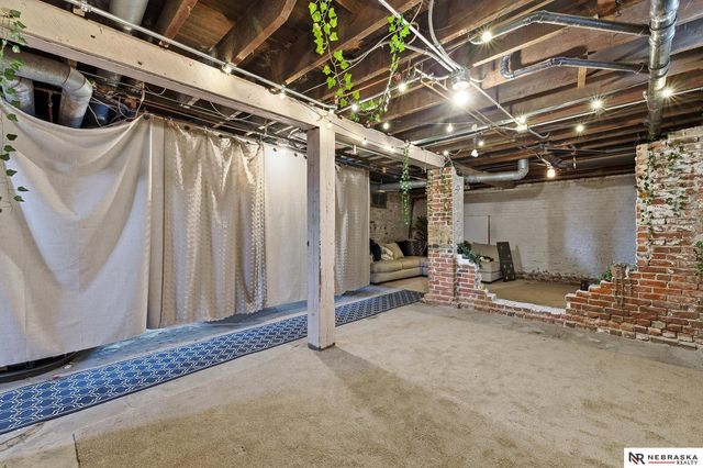 2954 Martha Street, Omaha, NE 68105