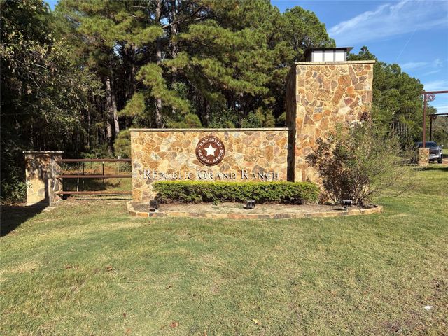 12642 Oak Barrel Road, Willis, TX 77378