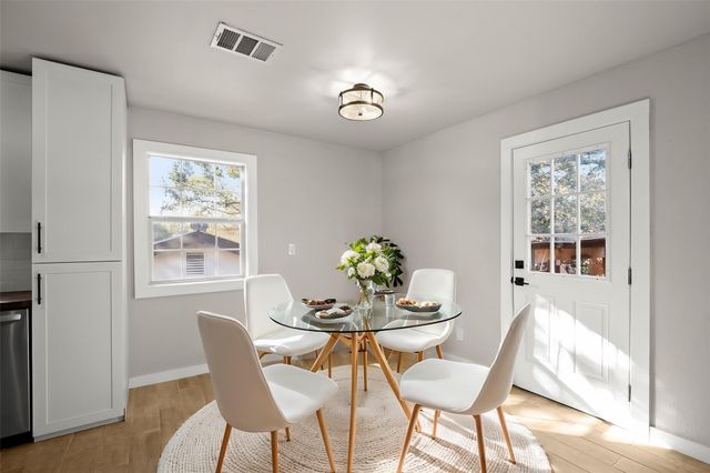 402 Twin Elm DR, Canyon Lake, TX 78133