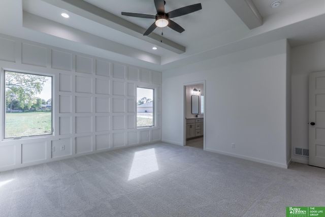 11011 S 98th Street, Papillion, NE 68046