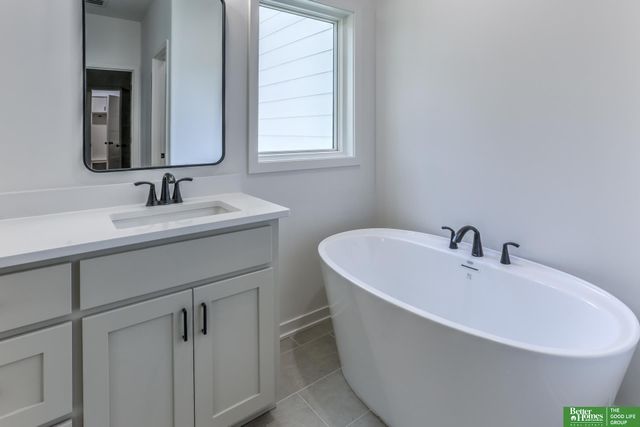 11011 S 98th Street, Papillion, NE 68046