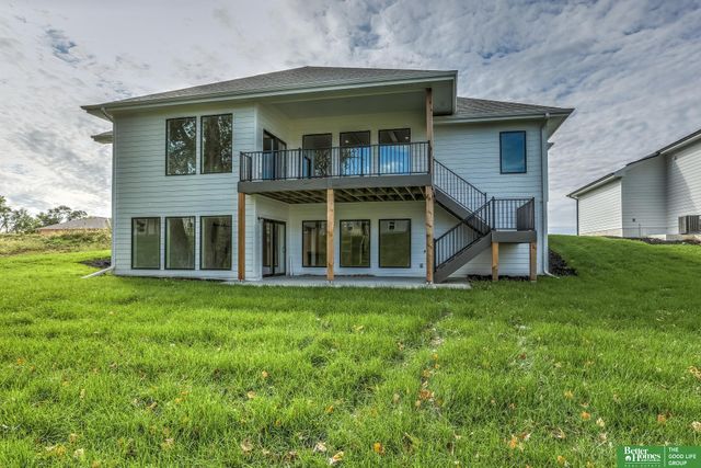 11011 S 98th Street, Papillion, NE 68046