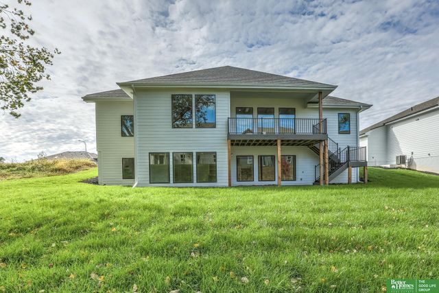 11011 S 98th Street, Papillion, NE 68046