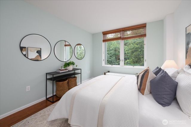 2600 2nd #308, Seattle, WA 98121