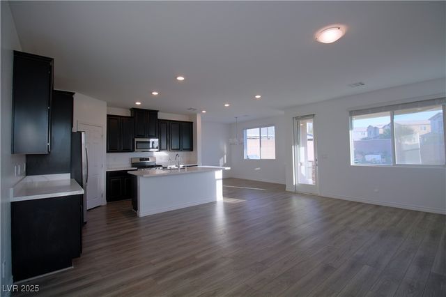 7002 Calvert Cliffs Street, North Las Vegas, NV 89084