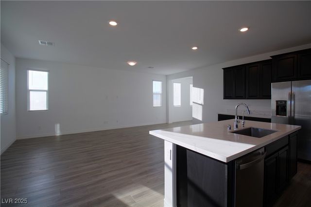 7002 Calvert Cliffs Street, North Las Vegas, NV 89084