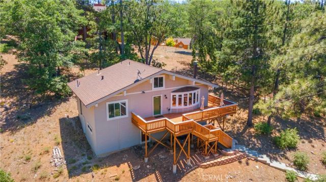 39576 Oak Glen Road, Fawnskin, CA 92333