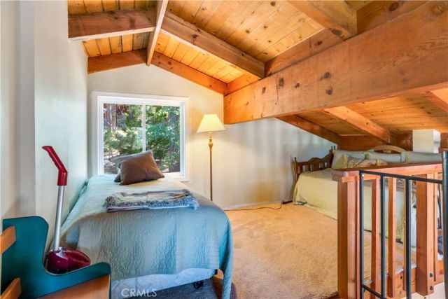 39576 Oak Glen Road, Fawnskin, CA 92333