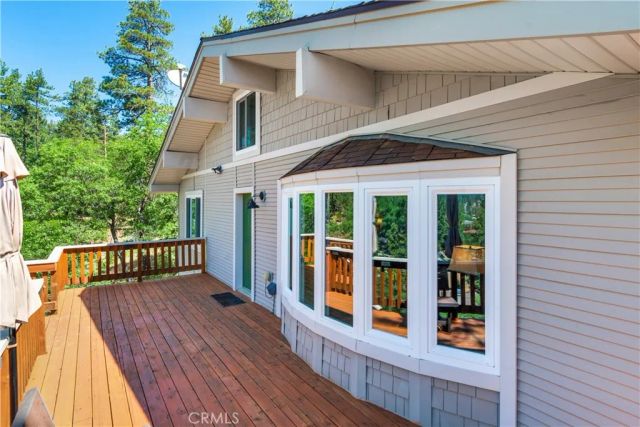39576 Oak Glen Road, Fawnskin, CA 92333